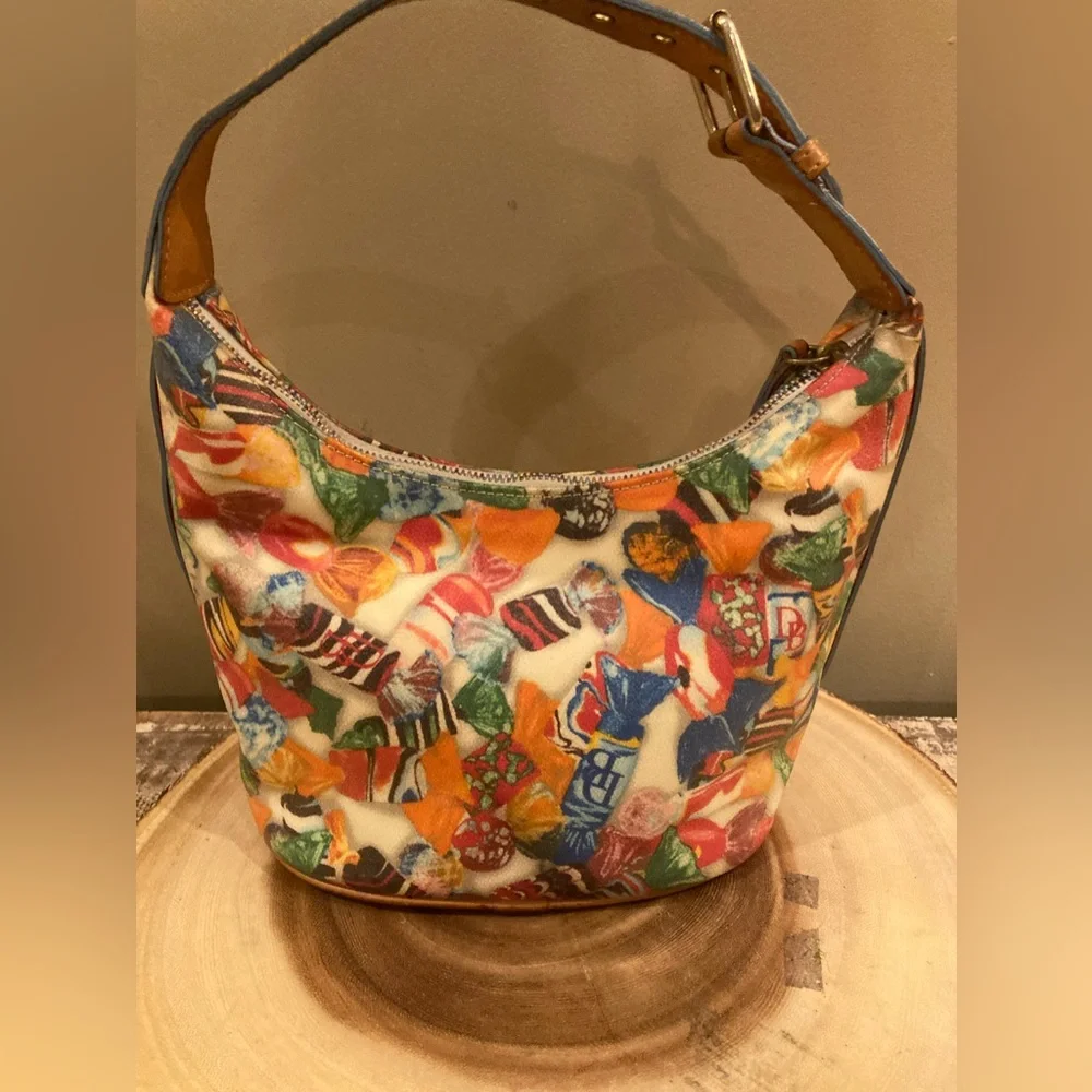 Dooney and Bourke Y2K Candy Bucket Bag‎ on Off White HOBO Rare Hard To Find